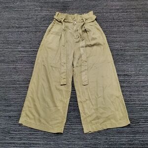 Zara Size S Green Paperbag 
Waist Cropped Pleated Belted Wide Leg Culotte Pants